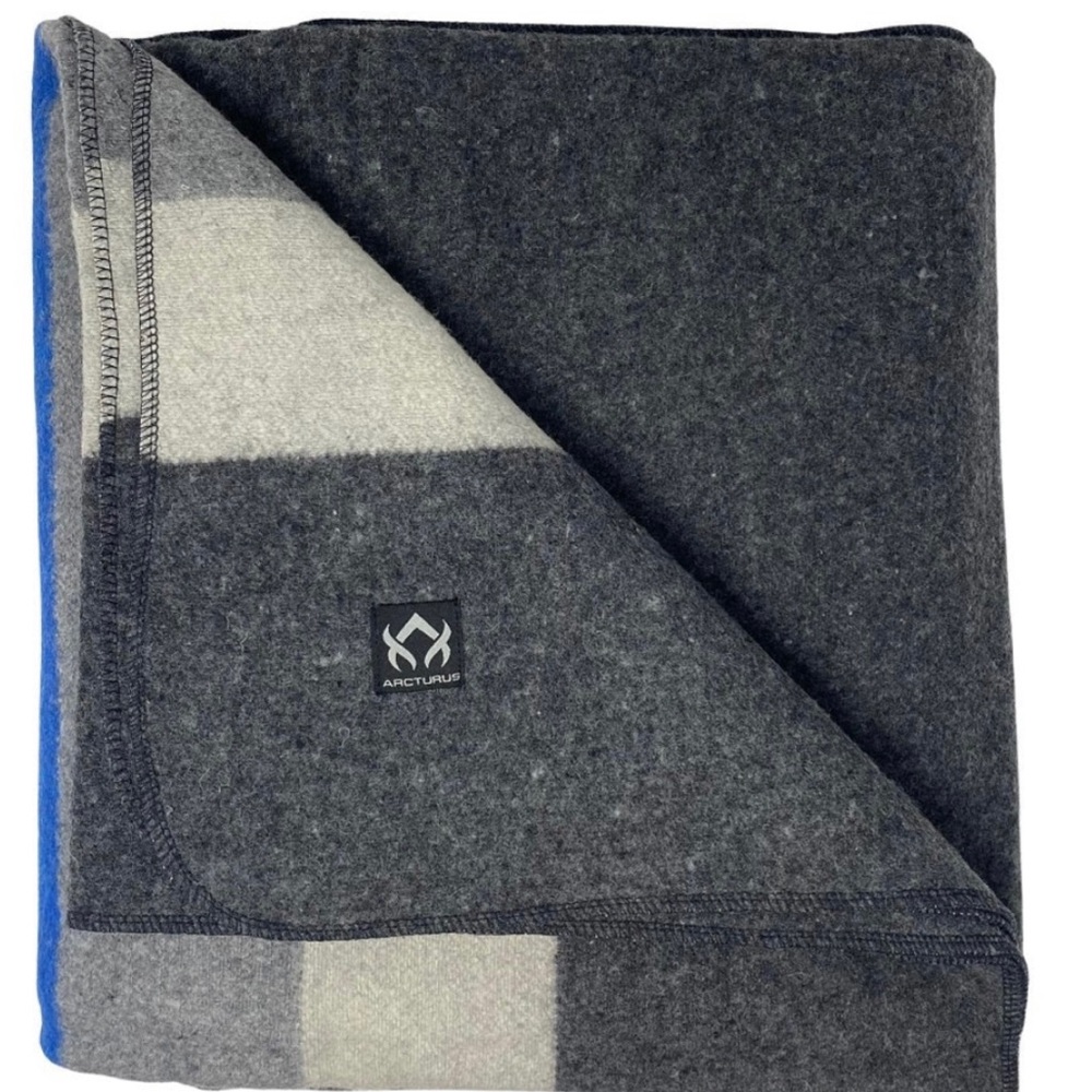 Arcturus Rainier Wool Blanket - Lake Washington | 4.5 lbs (64" x 88") brand new